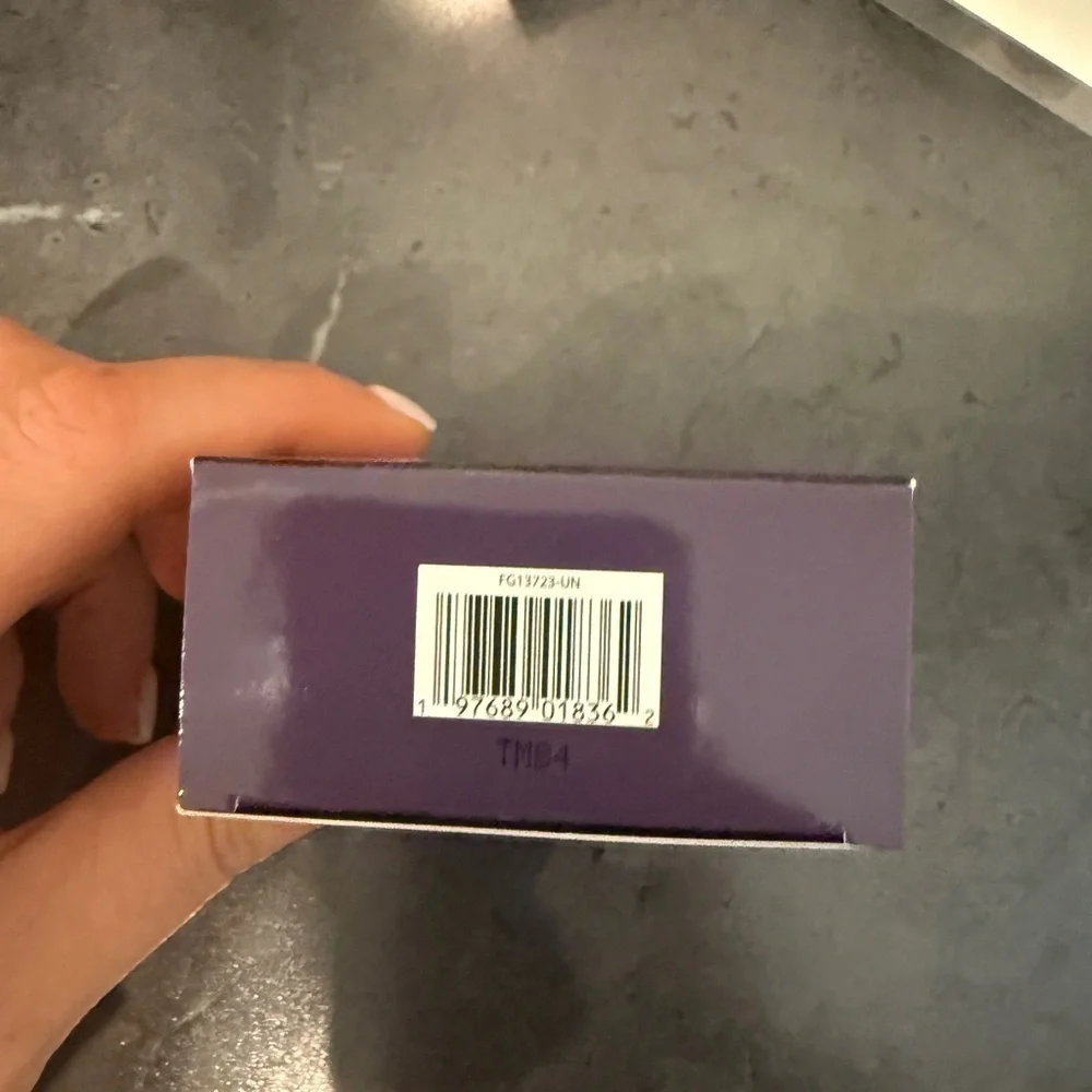 Tarte Creaseless Setting Powder in Purple Box